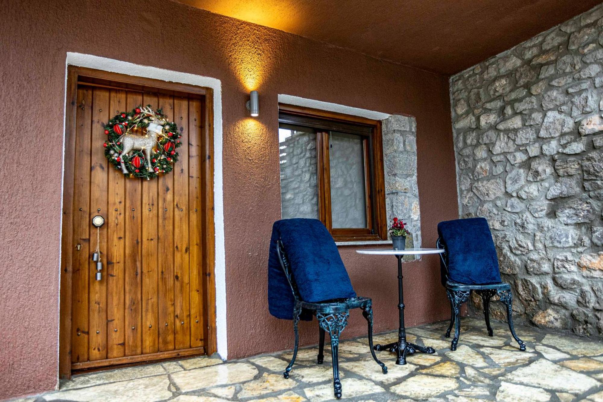 Отель Mz Reindeer Kalivia  Экстерьер фото